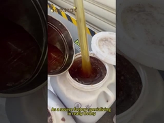 Solo il 100% del vero miele viene prodotto e non c'è assolutamente alcun miele falso in vendita