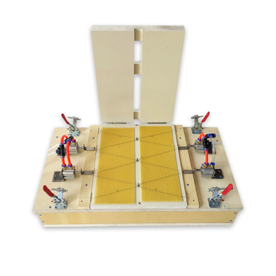 comprare W modella il cavo elettrico automatico Embedder per il cavo di riscaldamento della cera sullo strato del fondamento della cera d'api fabbricazione online