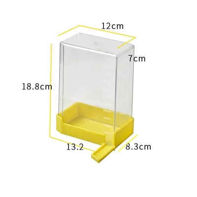 comprare Apparecchiature di alimentazione manuale porta a una gamba alimentatore di acqua di plastica per api fabbricazione online