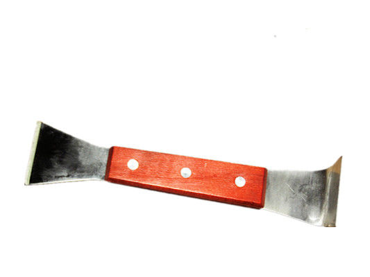 comprare Ruspa spianatrice dello strumento dell'alveare dell'acciaio inossidabile dello strumento di apicoltura con la maniglia di legno per apicoltura fabbricazione online