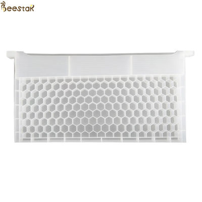 Attrezzatura 49*43.8*22.3cm Honey Bee Feeder Multi Function dell'alveare del commestibile